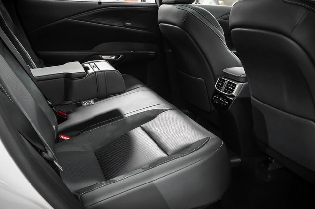 Certified 2024 Lexus RX 450h AWD w/ Luxury Package image 24