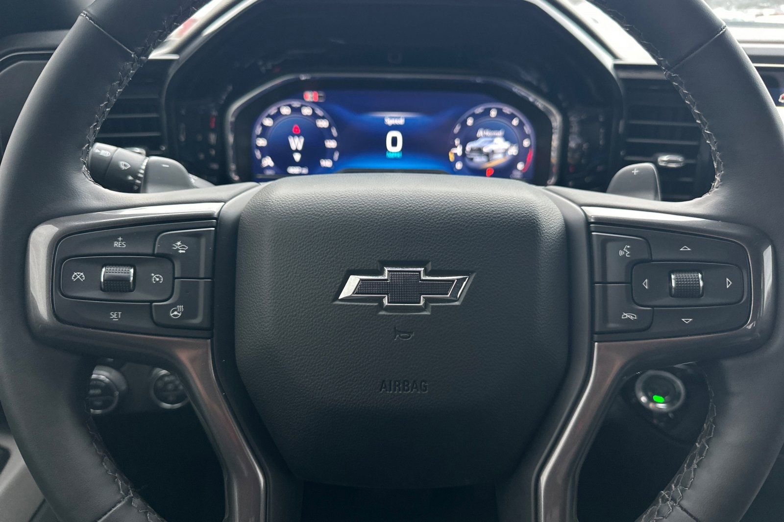 Used 2025 Chevrolet Silverado 1500 ZR2 w/ Technology Package image 31