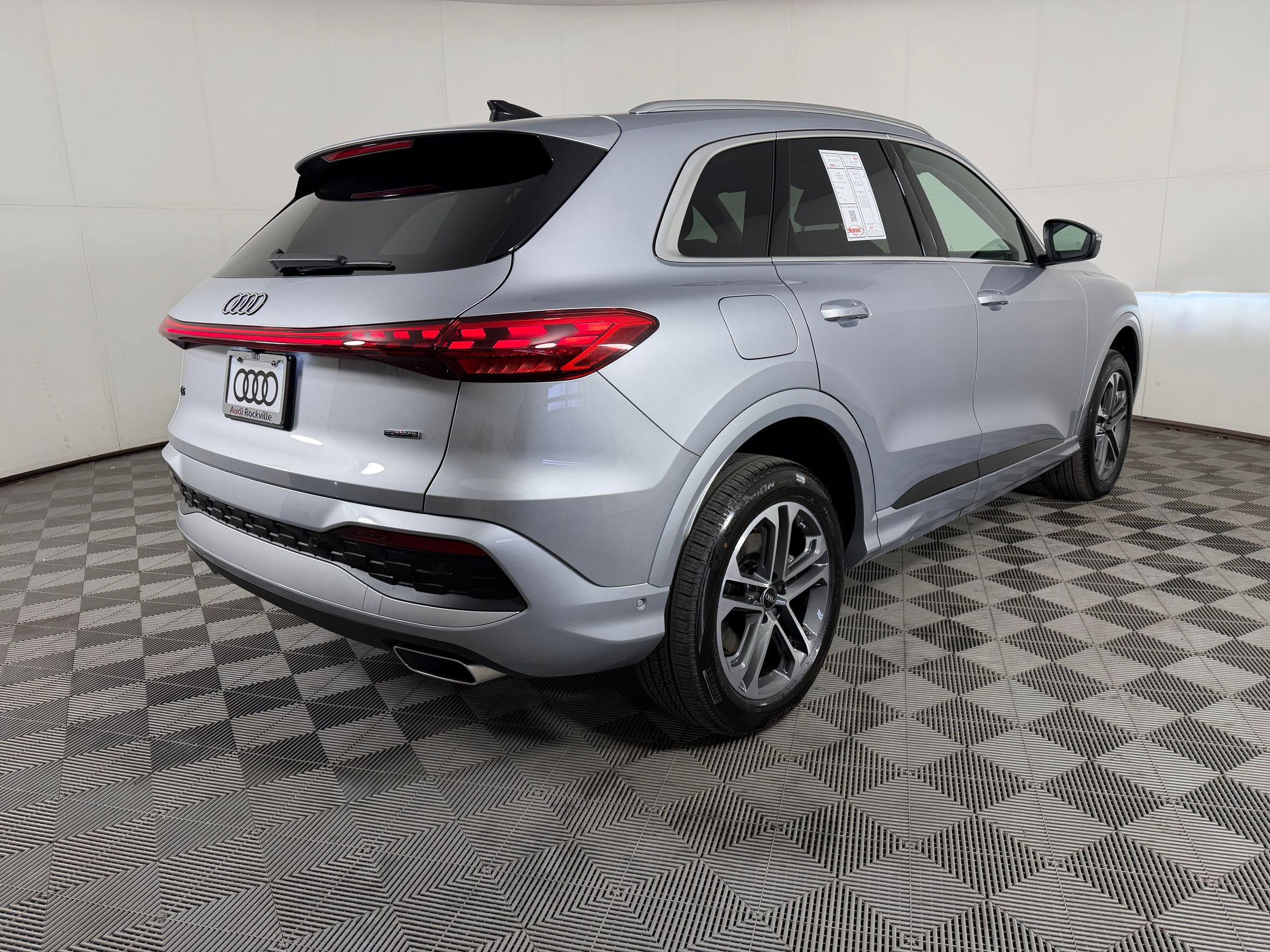New 2026 Audi Q5 Premium AWD/4WD image 9