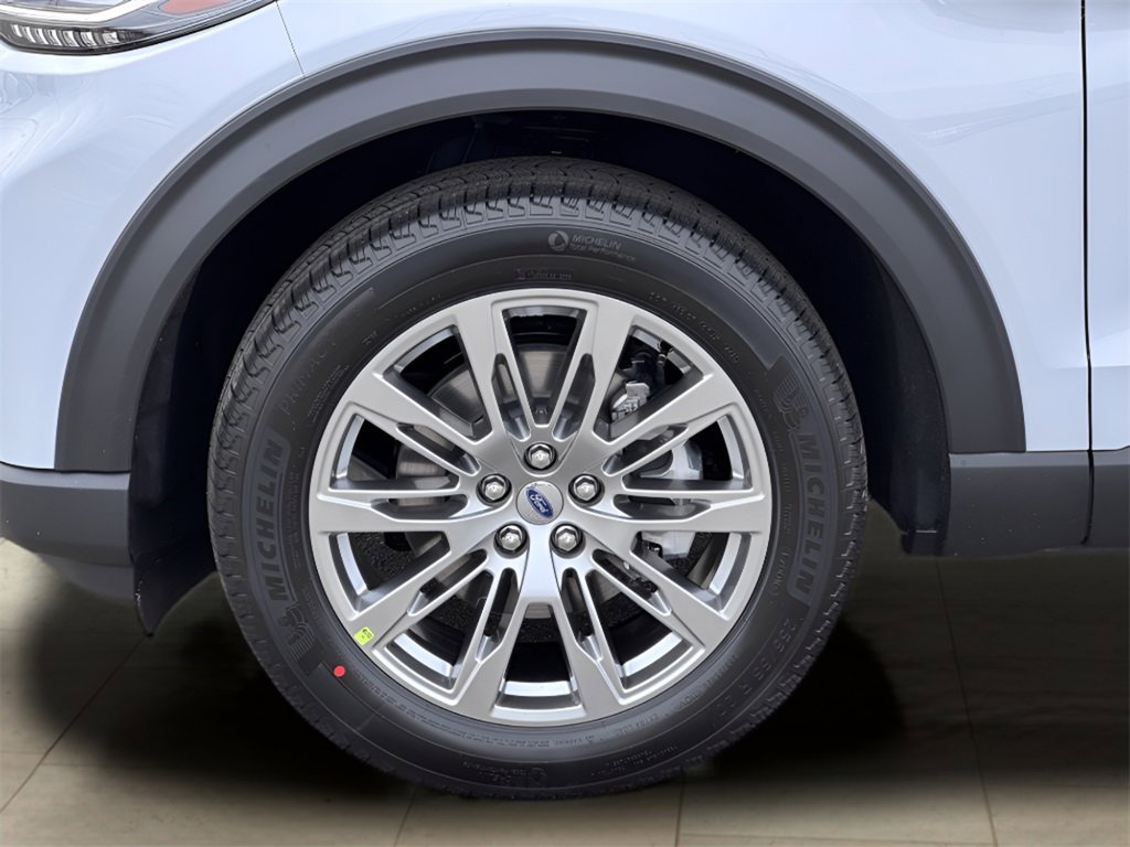 New 2026 Ford Explorer Active w/ Active Comfort Package image 35