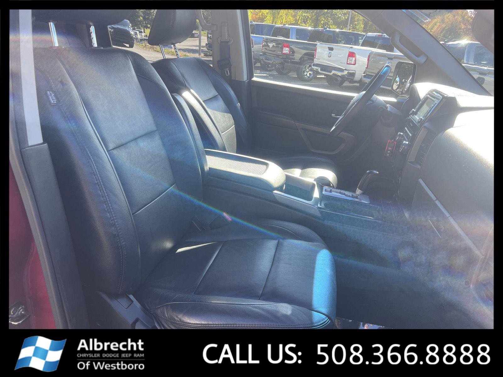 Used 2015 Nissan Titan SV w/ SV Value Truck Package image 20