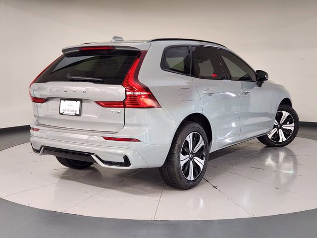 Used 2025 Volvo XC60 T8 Plus w/ Protection Package Premier image 2