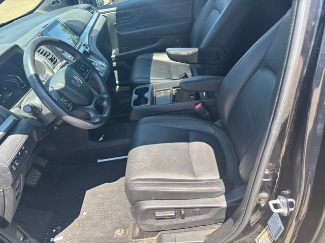 Used 2024 Honda Odyssey Sport image 5