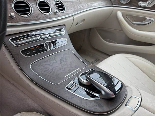 Used 2018 Mercedes-Benz E 300 4MATIC image 21