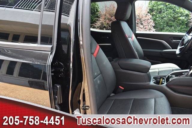 Used 2024 Chevrolet Colorado Z71 w/ Z71 Convenience Package 2 AWD/4WD image 21