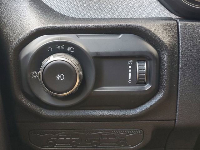 New 2025 Jeep Wrangler Unlimited Sport image 31