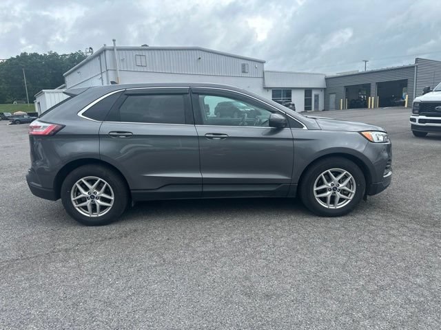 Used 2021 Ford Edge SEL w/ Convenience Package AWD/4WD image 4