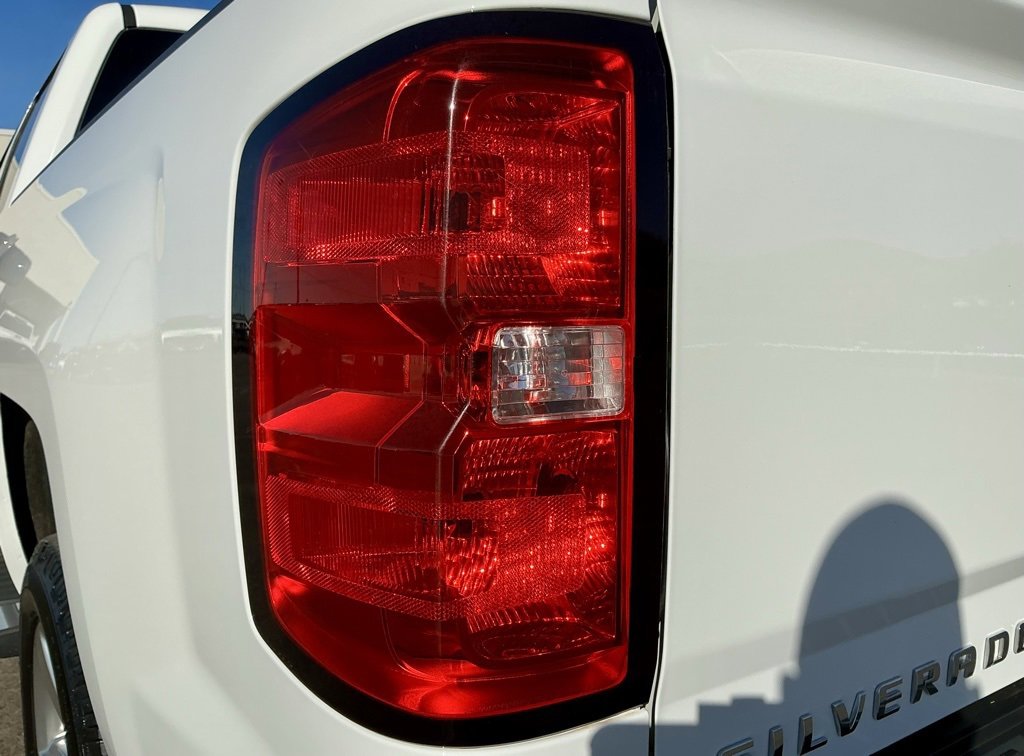 Used 2018 Chevrolet Silverado 1500 LT w/ Texas Edition image 14