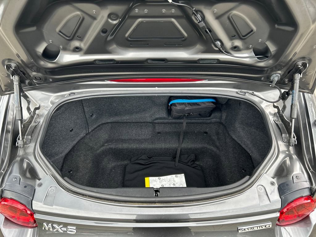 Certified 2023 MAZDA MX-5 Miata Club image 21