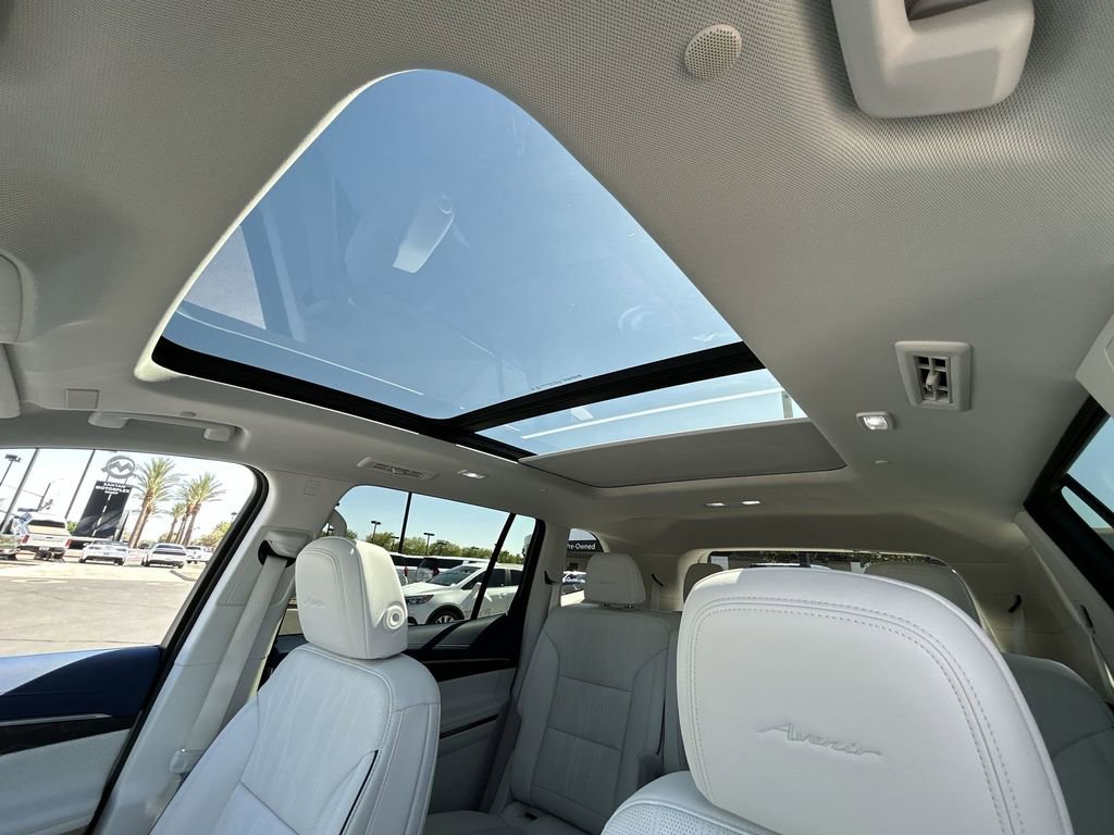 Used 2026 Buick Enclave Avenir w/ Super Cruise Package FWD image 19