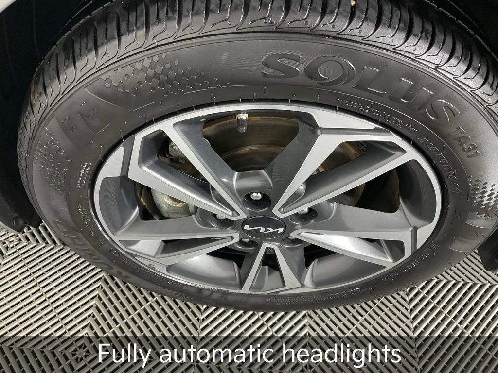 Certified 2024 Kia Forte LXS w/ LXS Technology Package image 12