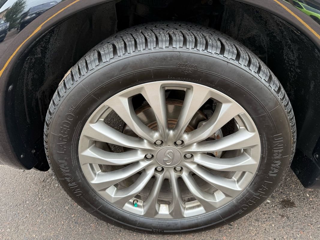 Used 2016 INFINITI QX80 Luxe w/ 22" Wheel Package image 9