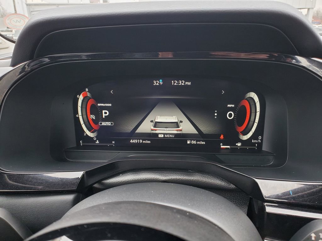 Used 2023 Nissan Pathfinder Platinum image 25