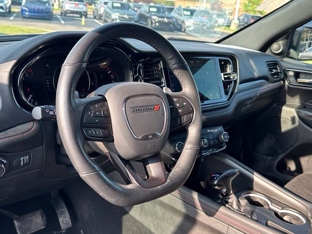 Used 2025 Dodge Durango GT w/ Blacktop Package AWD/4WD image 13