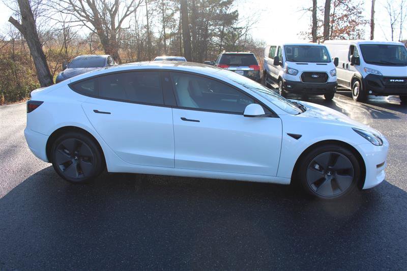 Used 2021 Tesla Model 3 Performance image 9