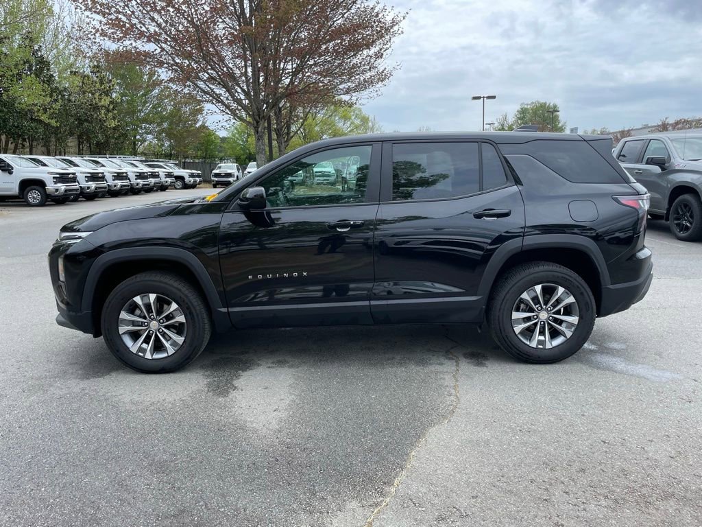 Used 2025 Chevrolet Equinox LT image 4