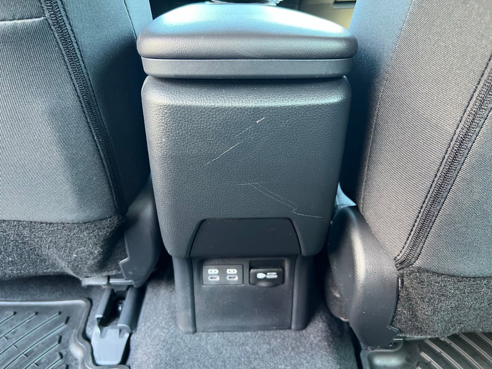 Used 2024 Toyota Prius Prime SE image 43