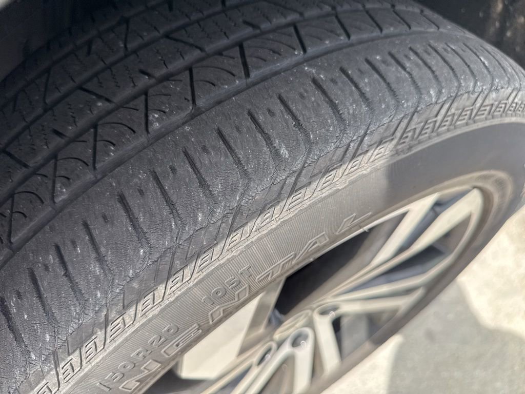 Used 2021 Volkswagen Atlas SEL Premium image 13