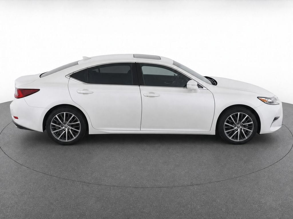 Used 2017 Lexus ES 350 w/ Luxury Package FWD image 8
