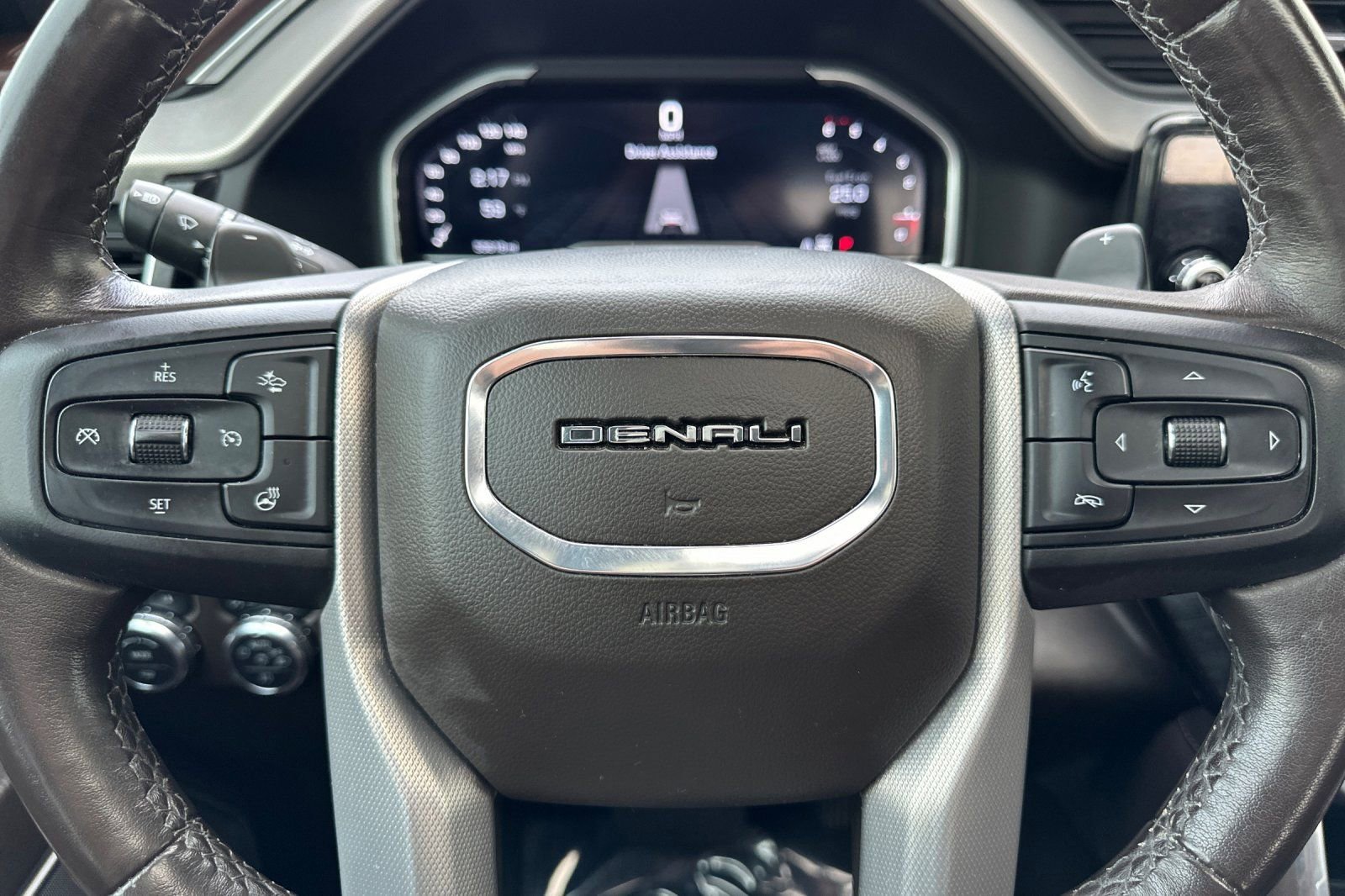 Used 2023 GMC Sierra 1500 Denali w/ Technology Package image 23