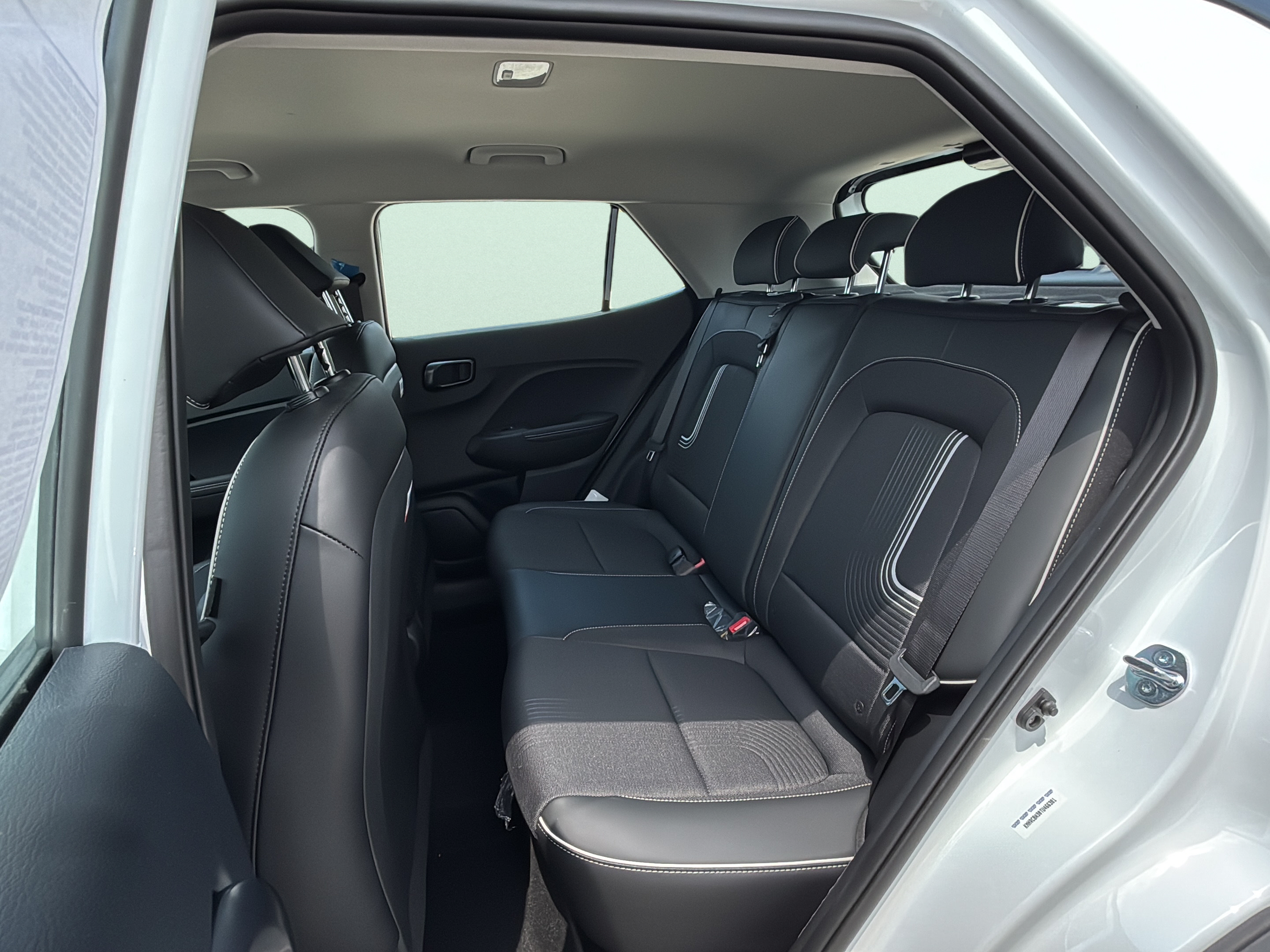 New 2026 Hyundai Venue SEL FWD image 19