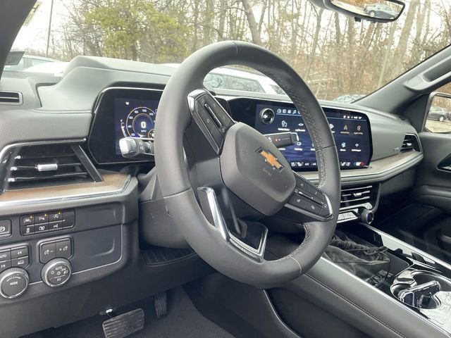 New 2026 Chevrolet Suburban High Country image 14