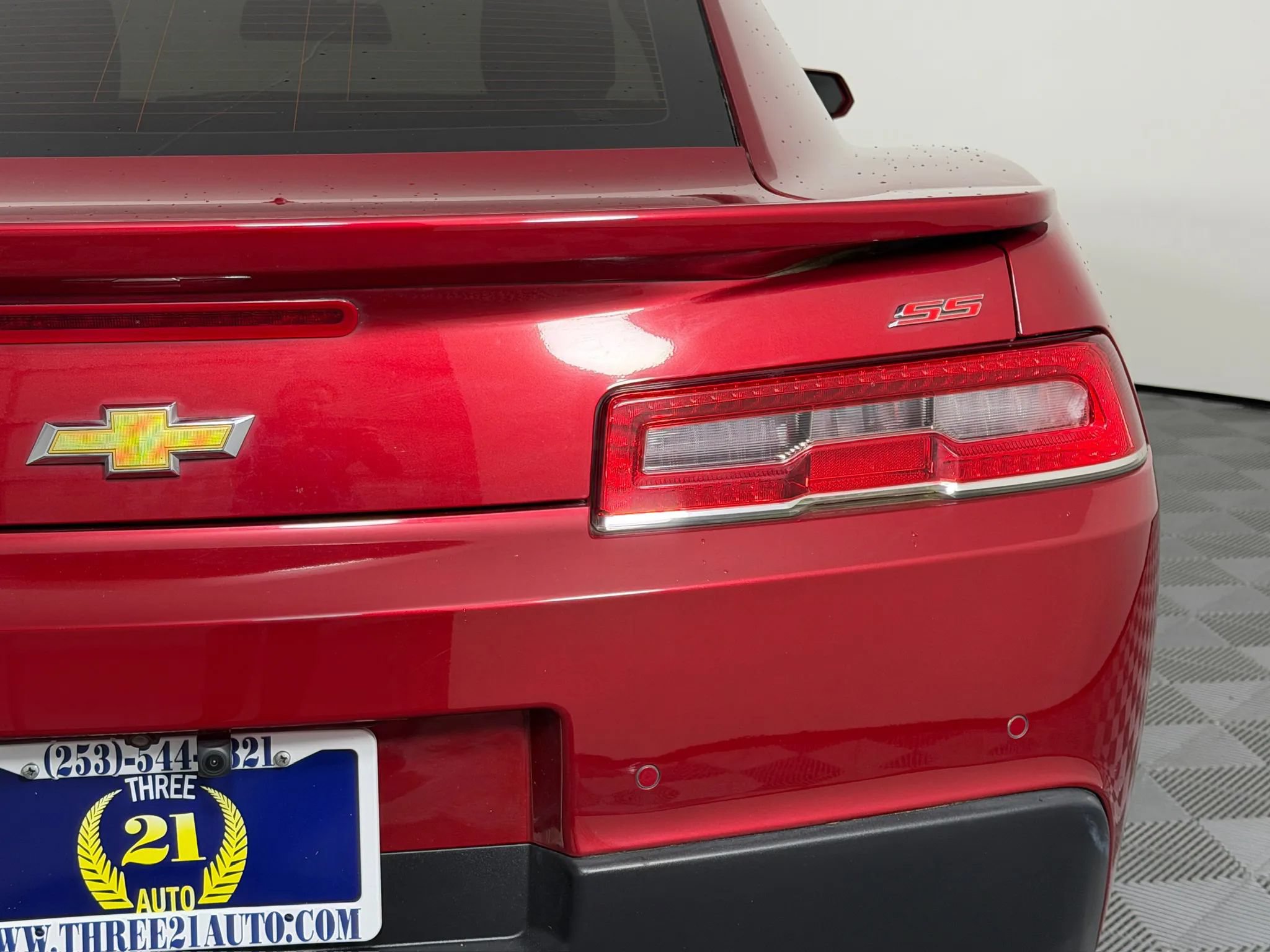Used 2014 Chevrolet Camaro SS w/ RS Package RWD image 11