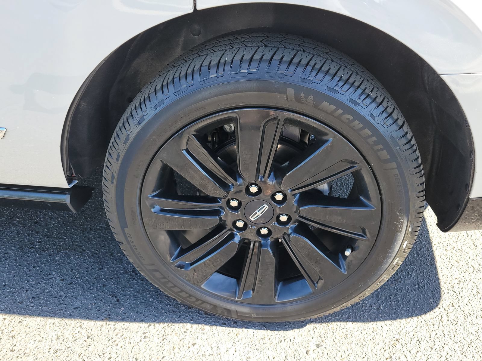 Used 2023 Lincoln Navigator Reserve AWD/4WD image 15