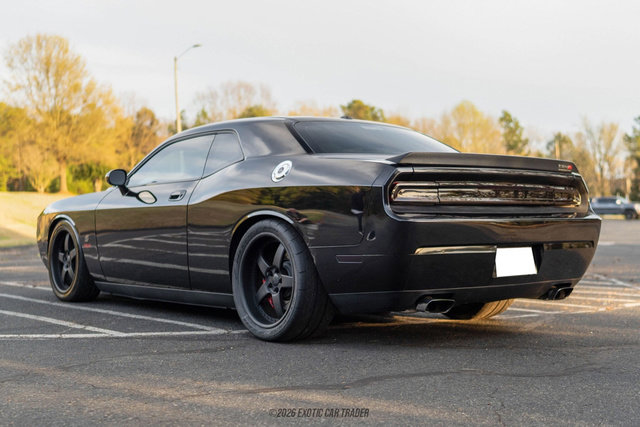 Used 2009 Dodge Challenger SRT8 w/ SRT Option Group II image 6