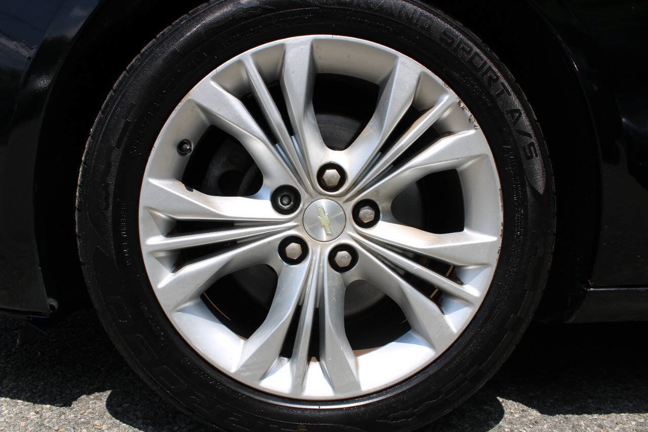 Used 2014 Chevrolet Impala LT w/ Convenience Package FWD image 18