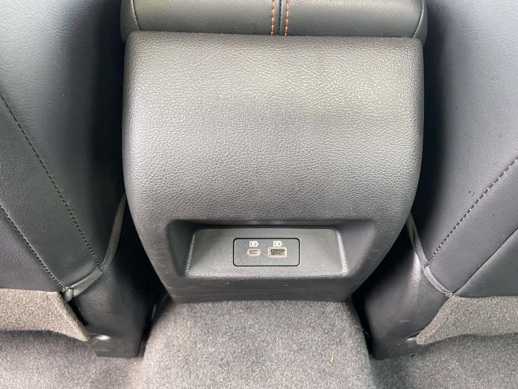 Used 2023 Nissan Altima 2.5 SR FWD image 14