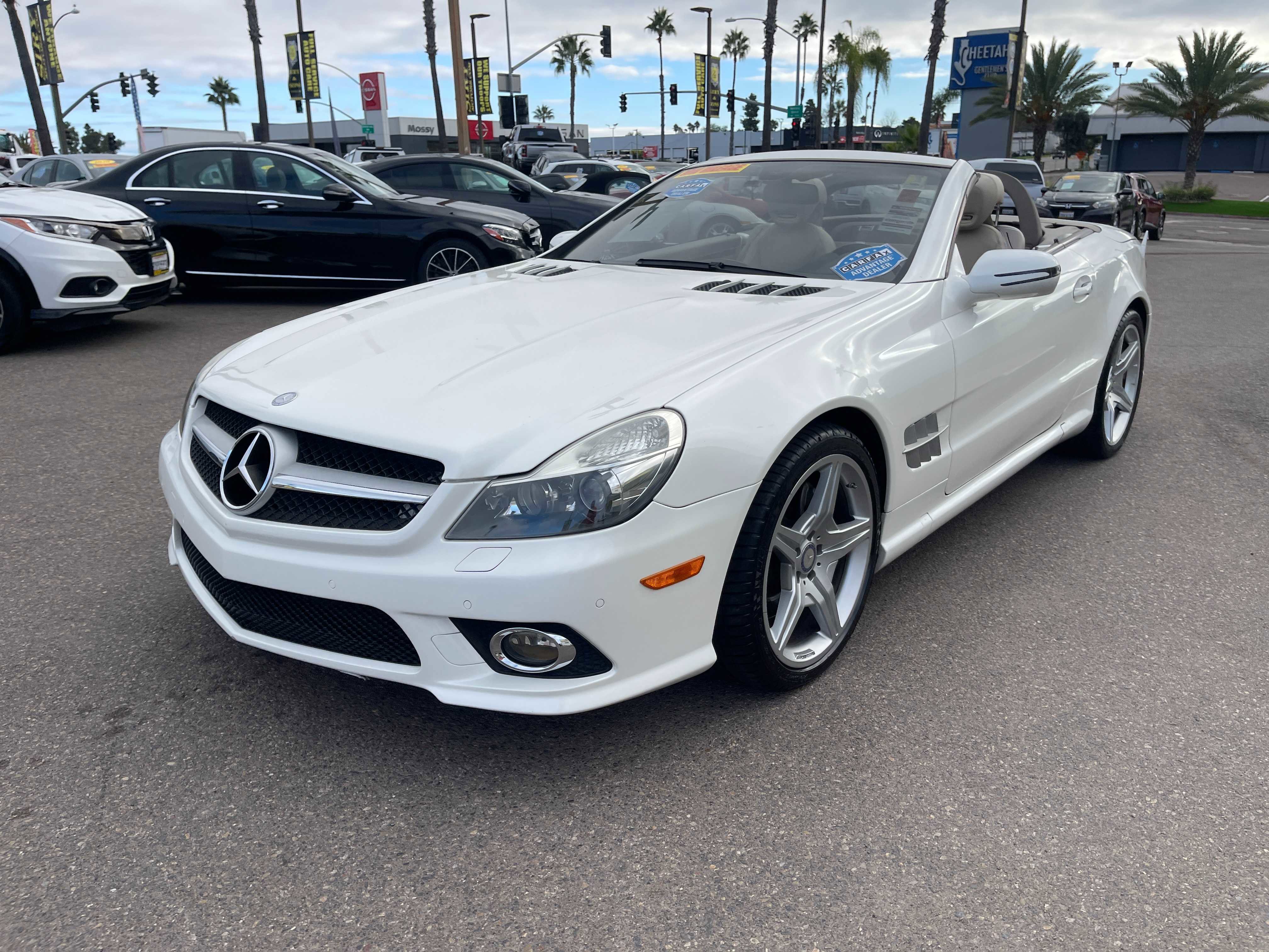 Used 2011 Mercedes-Benz SL 550 image 15