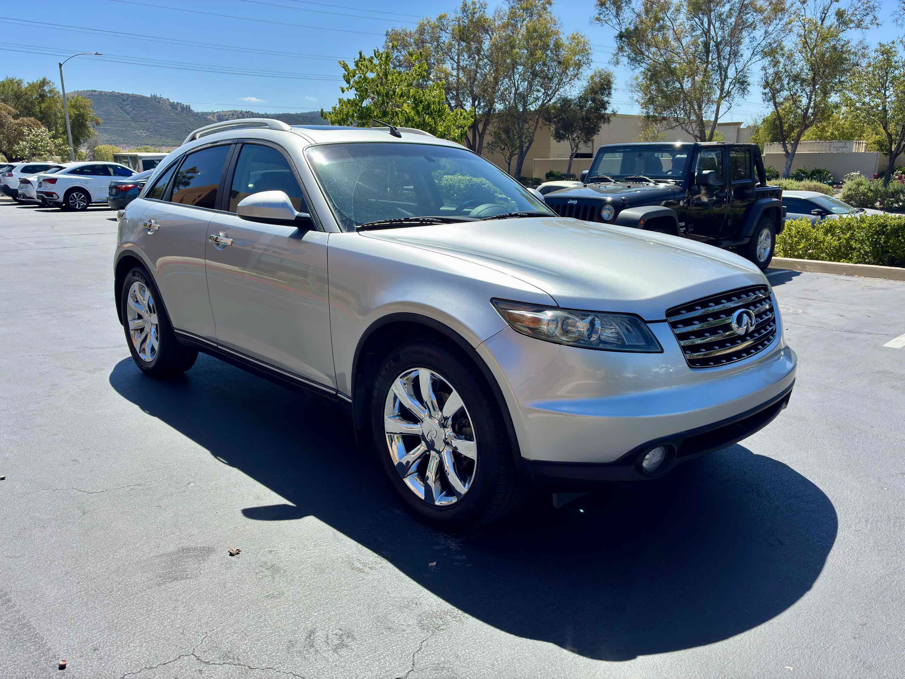 Used 2005 INFINITI FX45 AWD w/ (U01) Technology Pkg image 6