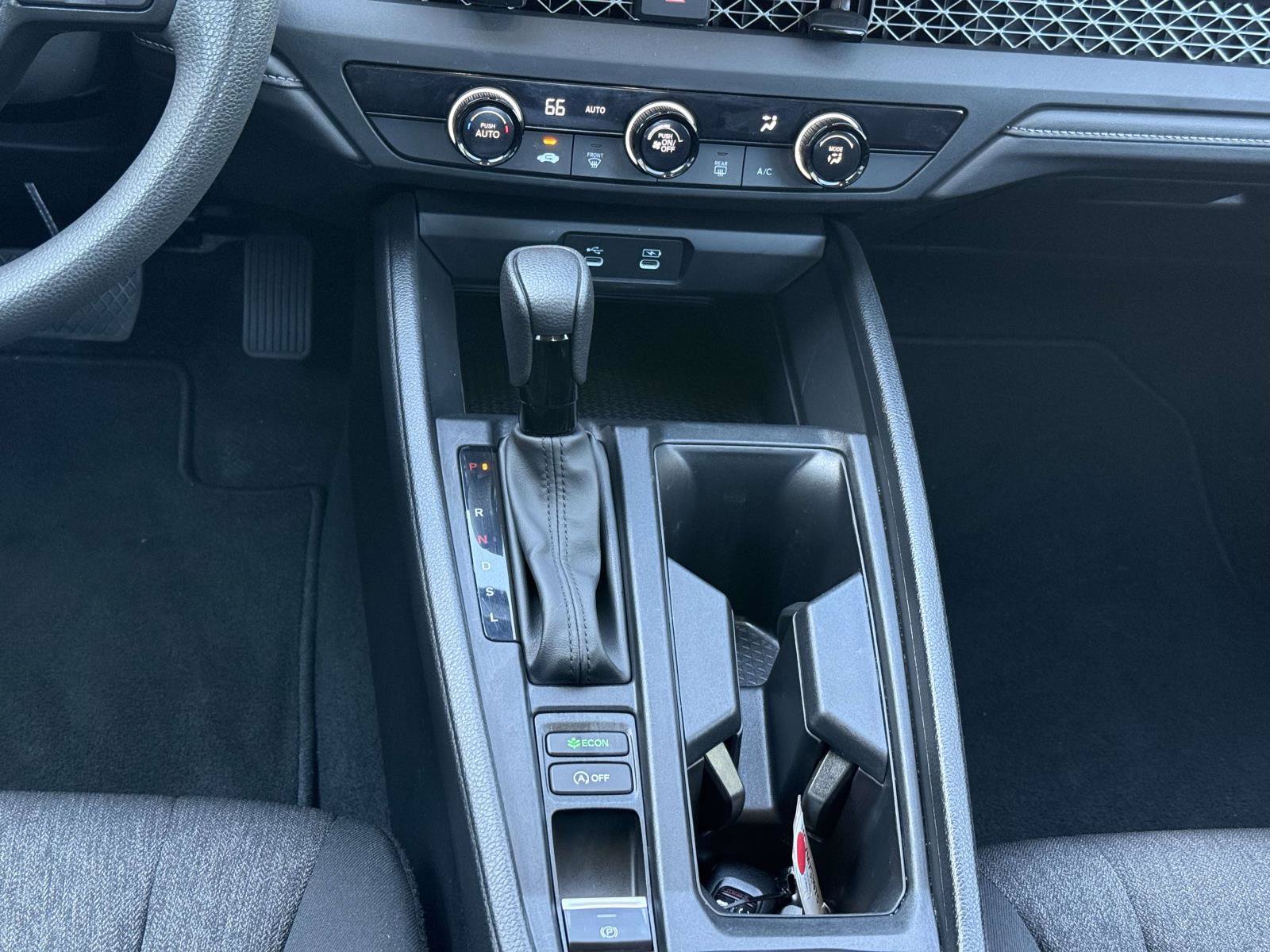 Certified 2025 Honda Accord LX image 17