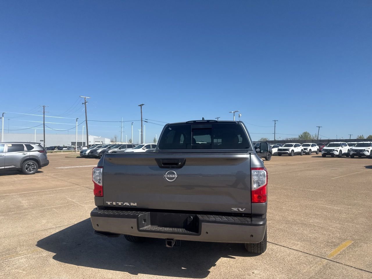 Certified 2024 Nissan Titan SV w/ SV Convenience Package image 20
