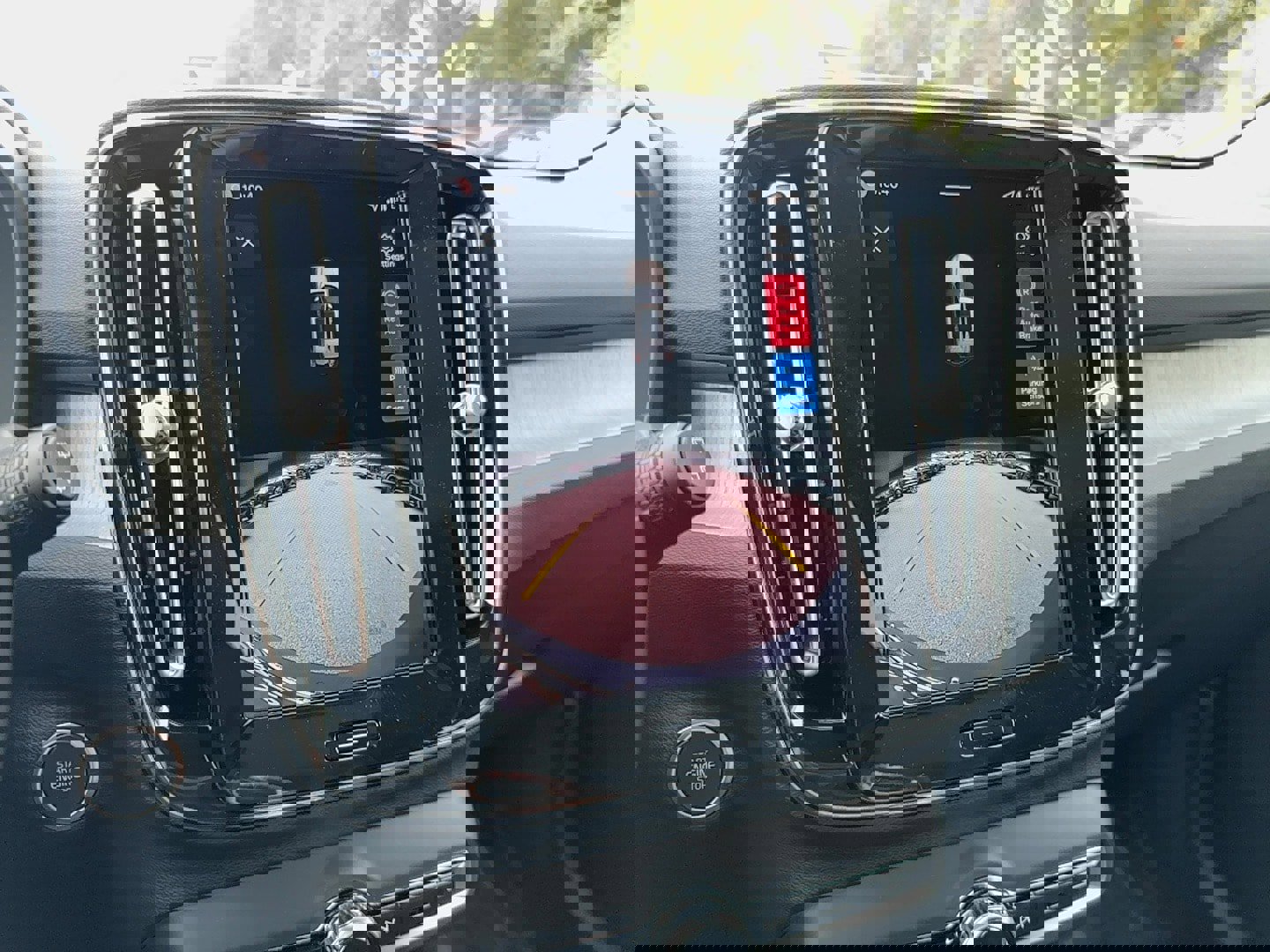 New 2026 Volvo XC40 B5 Core image 22