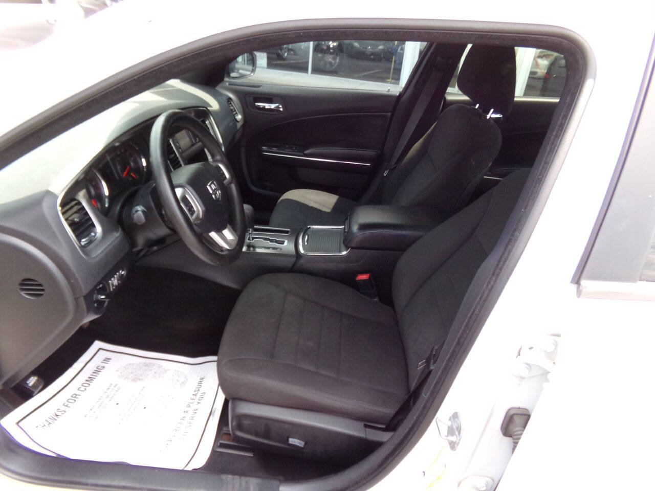 Used 2014 Dodge Charger SE RWD image 11
