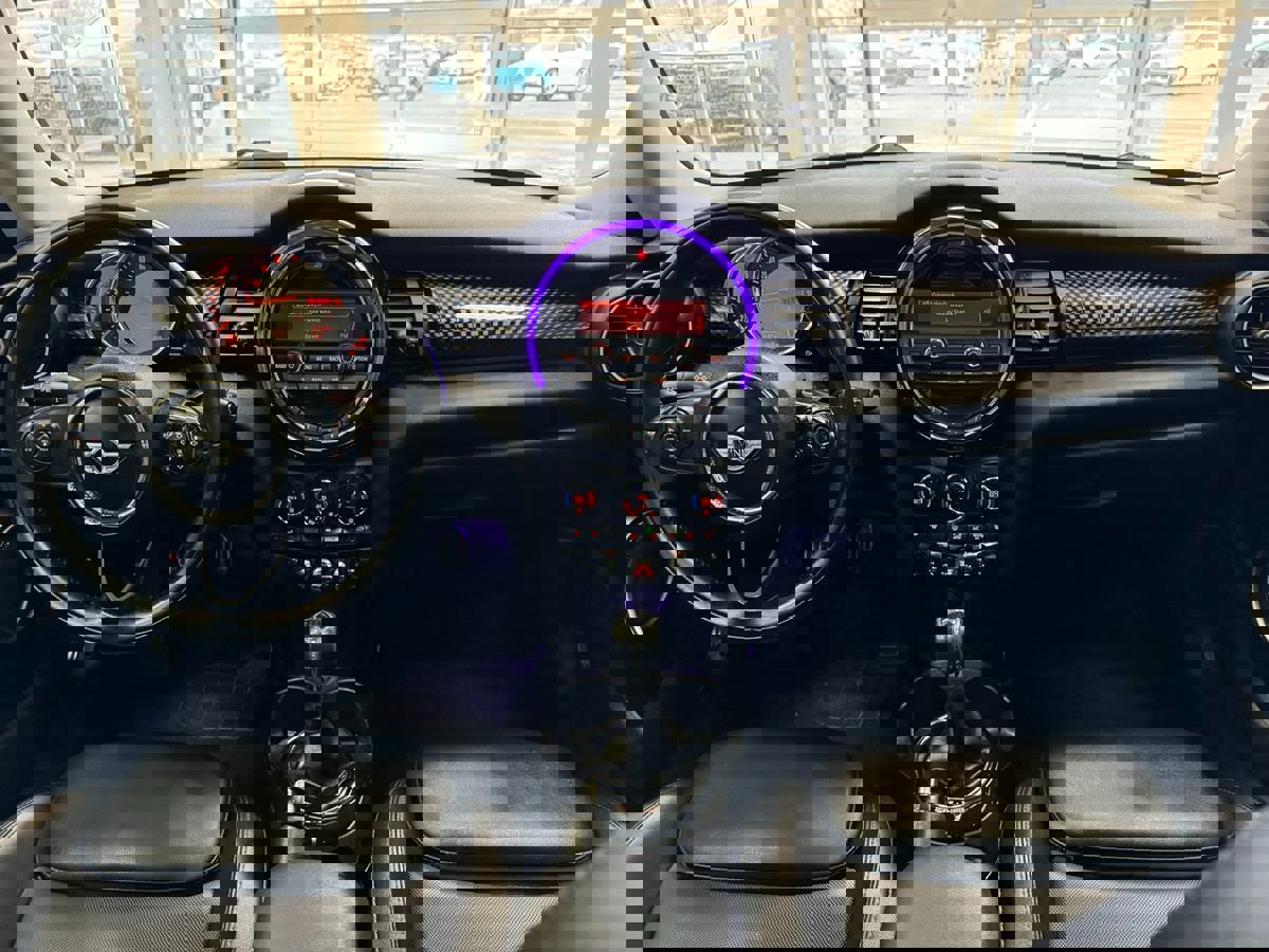 Used 2014 MINI Cooper S image 21