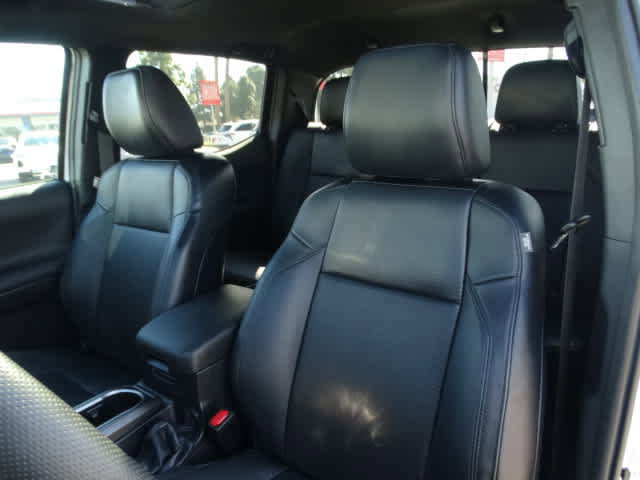 Used 2023 Toyota Tacoma TRD Off-Road w/ TRD Premium Off Road Package image 20