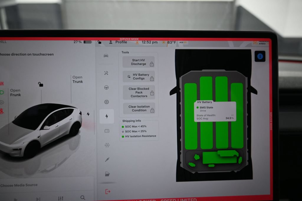 Used 2026 Tesla Model Y AWD image 17