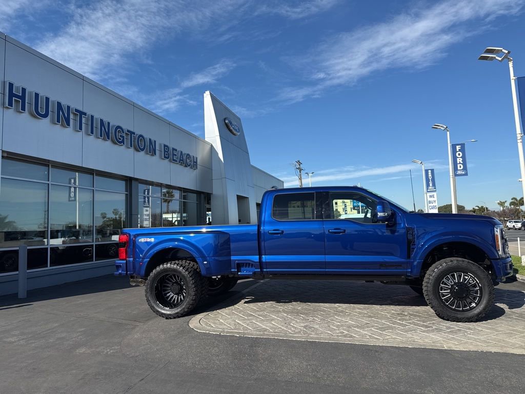 Used 2026 Ford F450 Lariat AWD/4WD image 3