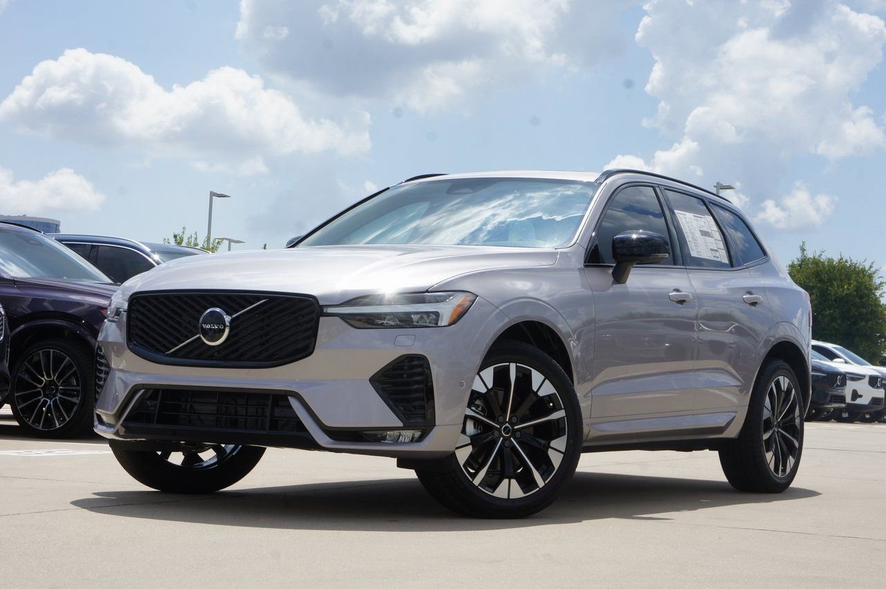 New 2026 Volvo XC60 B5 Plus w/ Protection Package Premier