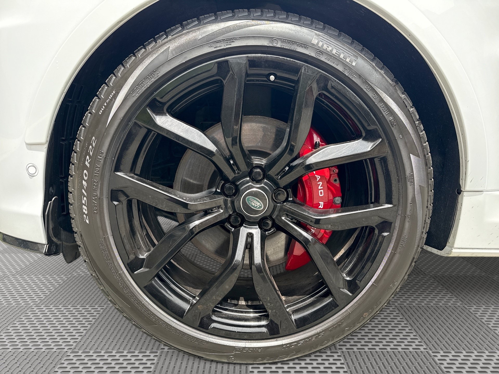 Used 2019 Land Rover Range Rover Sport SVR AWD/4WD image 19
