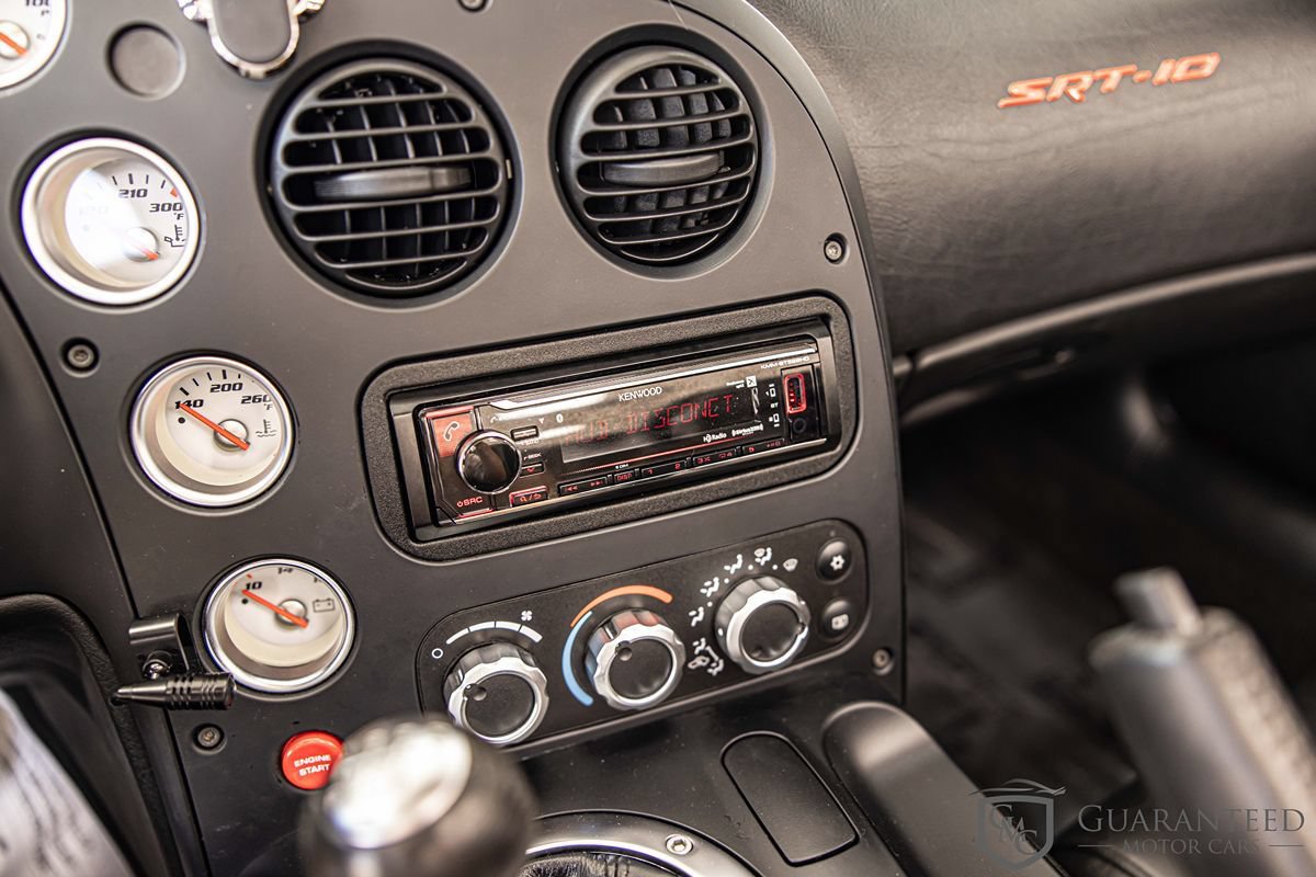 Used 2005 Dodge Viper SRT-10 RWD image 23
