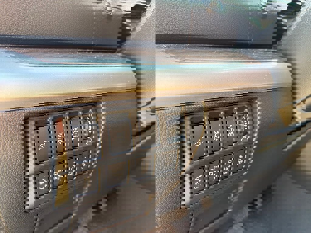 Used 2017 Subaru Outback 3.6R Touring image 13