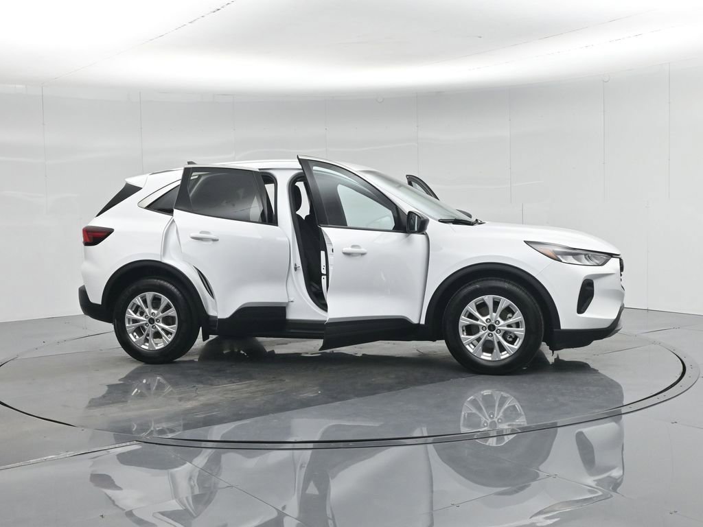 Used 2024 Ford Escape Active image 6