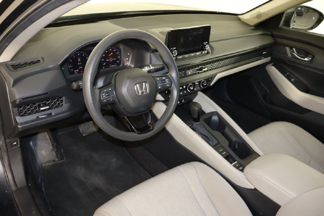Used 2024 Honda Accord EX image 24