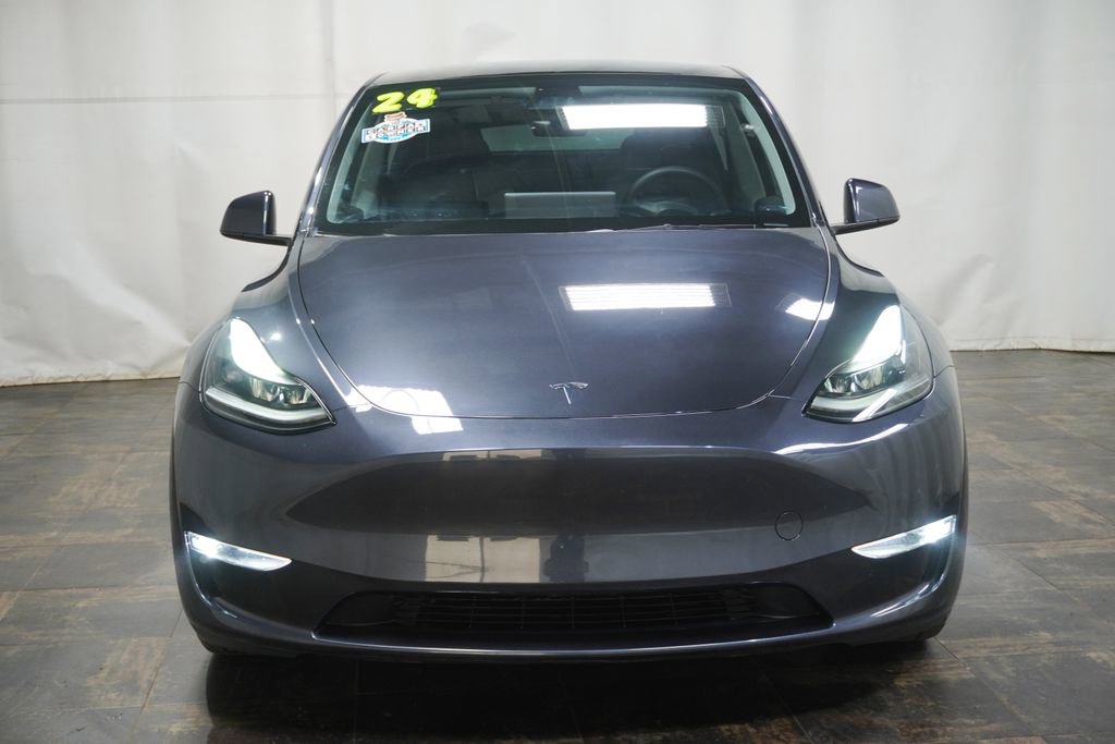 Used 2024 Tesla Model Y Performance image 10