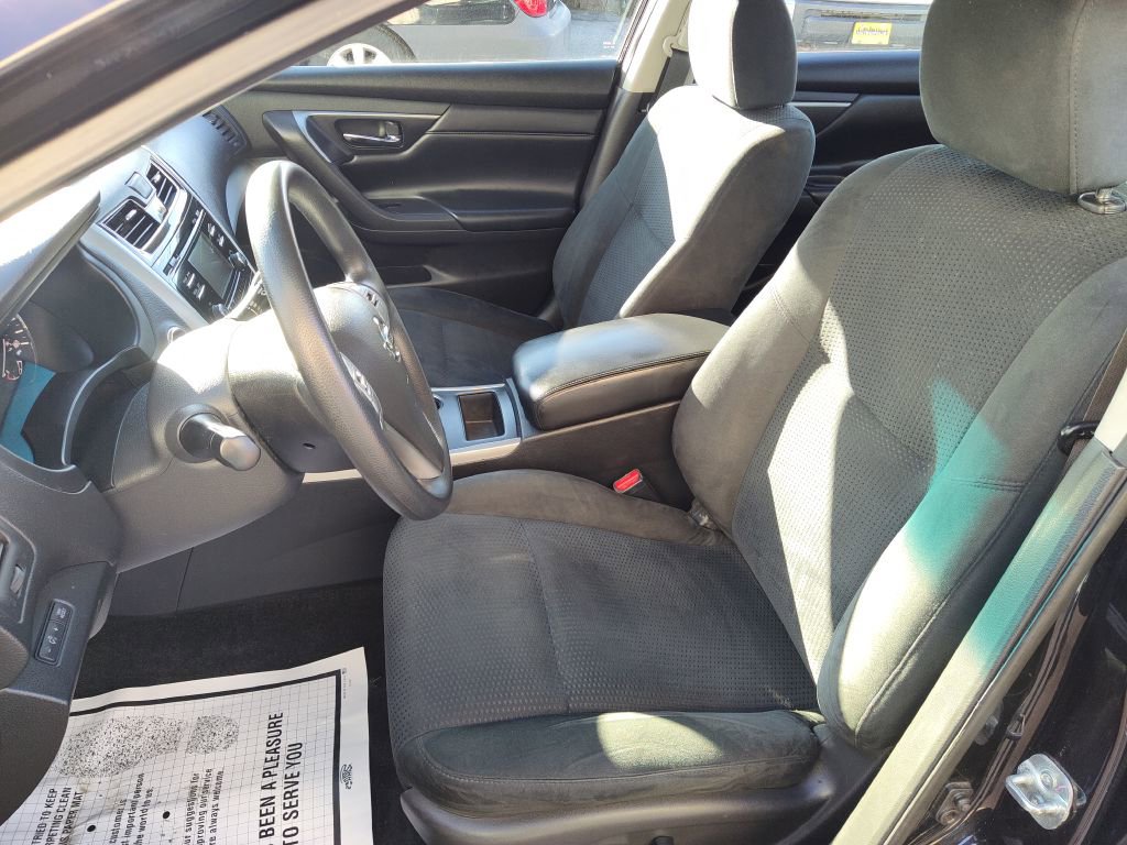 Used 2015 Nissan Altima 2.5 S w/ Special Edition Package FWD image 10