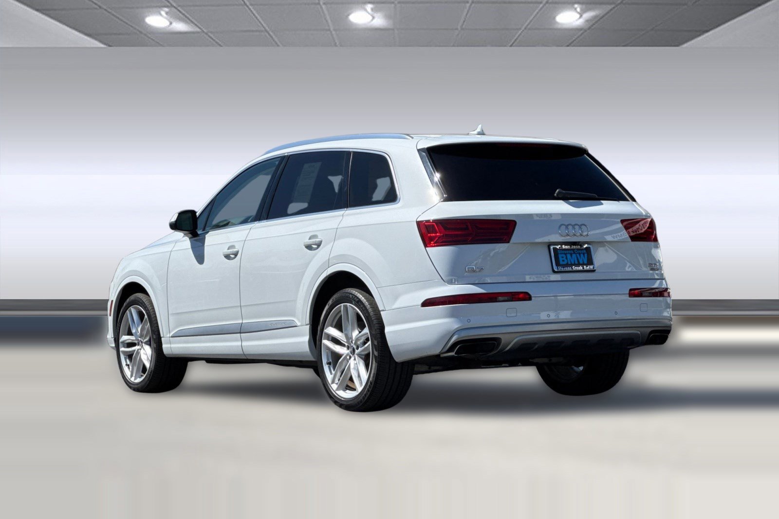 Used 2017 Audi Q7 3.0T Prestige image 3